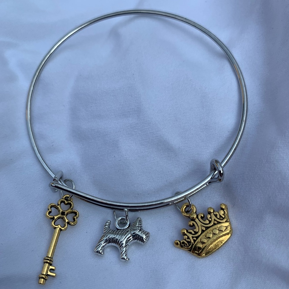 Brand New! Handmade! Adjustable Charm Bangle Bracelet! - Picture 3 of 5